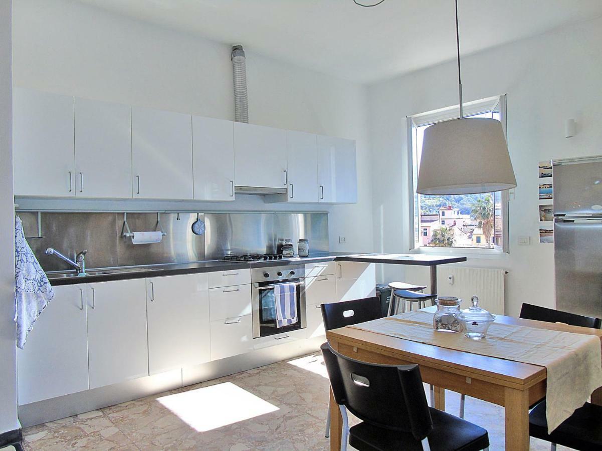 Il Mare A Due Passi Apartment Lerici Ngoại thất bức ảnh